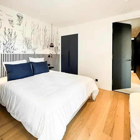 Plein Centre, De 70m2 A 2mn De La - Garage Privee -terrasse